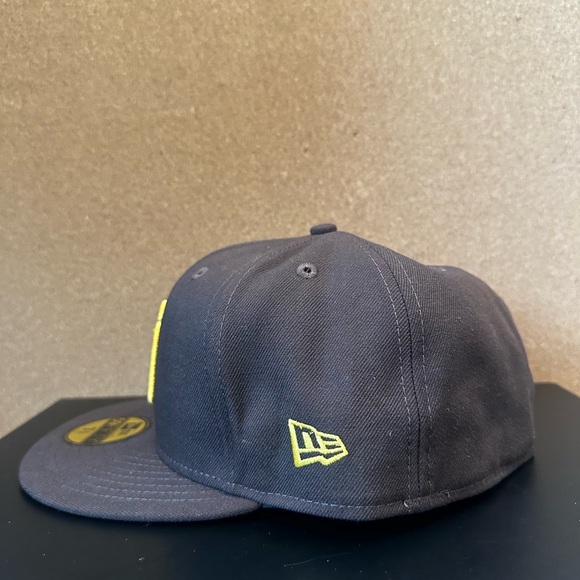 New Era San Diego Padres Jackie Robinson #42 Side Patch Black UV 59FIFTY Hat - Picture 7 of 10
